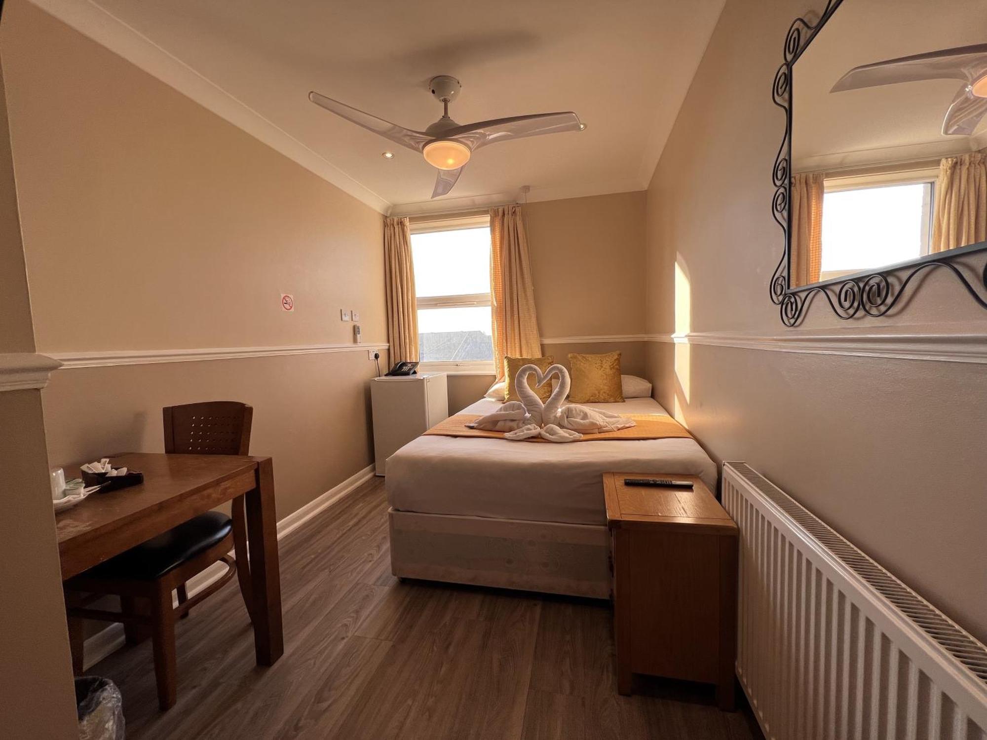 The Commongate Hotels Лондон Екстер'єр фото